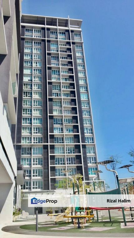 Freehold , De Centrum Residence, Bangi, Selangor, Bangi