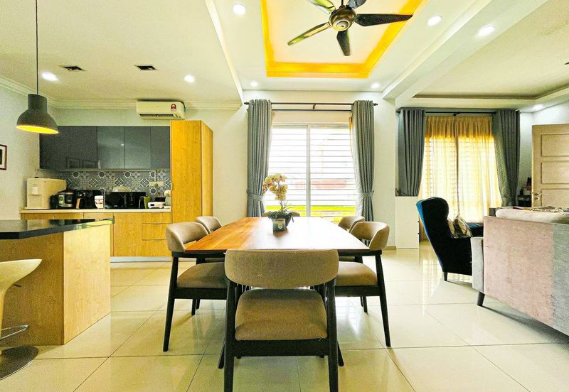 Corner Lot Double Storey Nusa Suria @ Alam Suria For Sale 