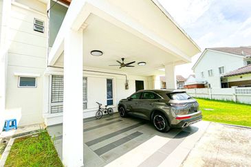 Corner Lot Double Storey Nusa Suria @ Alam Suria For Sale 