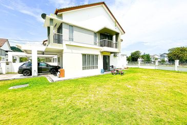 Corner Lot Double Storey Nusa Suria @ Alam Suria For Sale 