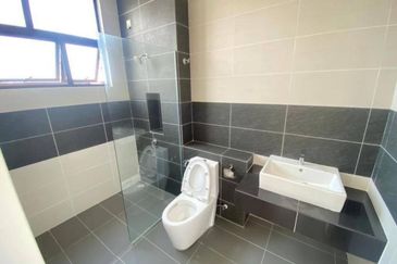 Elmera @ Setia Ecohill 2