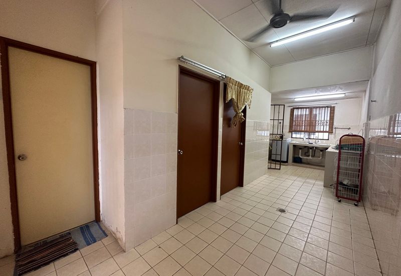 JALAN SP 7/4 BANDAR SAUJANA PUTRA