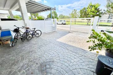 Jalan SP 9 @ Bandar Saujana Putra