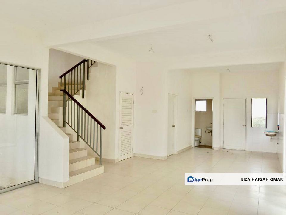 Extra Land End Lot Double Storey For Sale , Selangor, Sungai Buloh