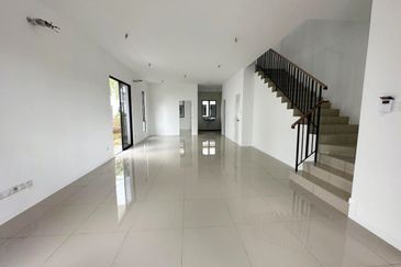 Lepironia Gardens, Setia Eco Glades