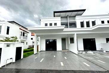 Lepironia Gardens, Setia Eco Glades