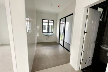 Lepironia Gardens, Setia Eco Glades