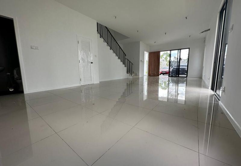 Lepironia Gardens, Setia Eco Glades