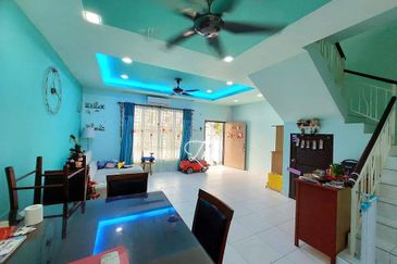 Extra Land Double Storey Pelangi Seri Alam For Sale