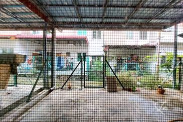 Extra Land Double Storey Pelangi Seri Alam For Sale