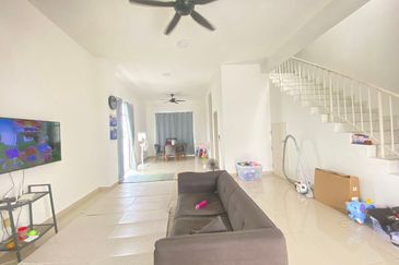 Dekat Surau End Lot Graham Type B Eco Grandeur For Sale 