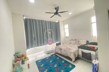 Dekat Surau End Lot Graham Type B Eco Grandeur For Sale 