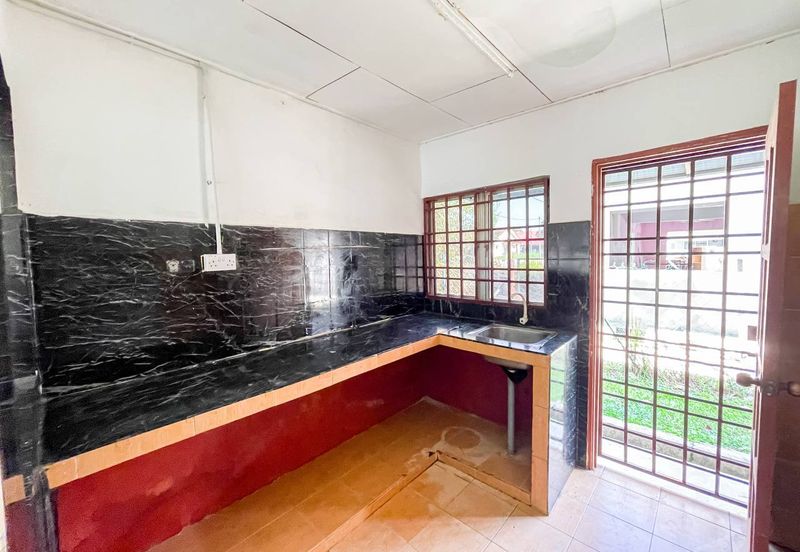 JALAN SP 7/4 BANDAR SAUJANA PUTRA