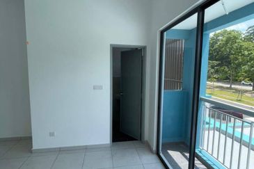 Facing Open New House Double Storey Alam Suria Enclave For Sale 