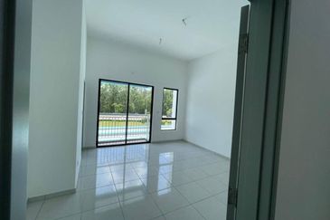 Facing Open New House Double Storey Alam Suria Enclave For Sale 