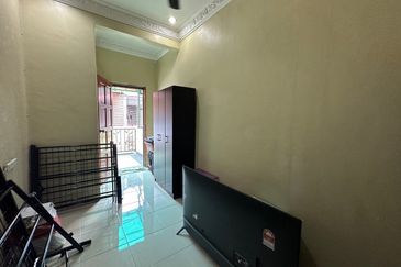 Jalan SP 8 @ Bandar Saujana Putra