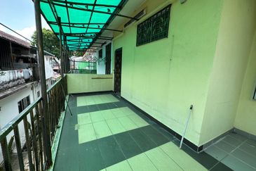 Jalan SP 8 @ Bandar Saujana Putra