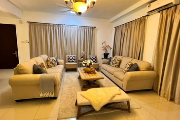 Lake Point Residence