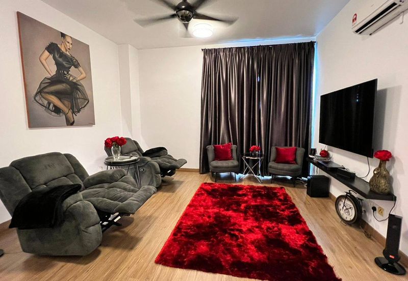 Lake Point Residence