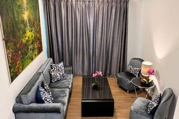 Lake Point Residence