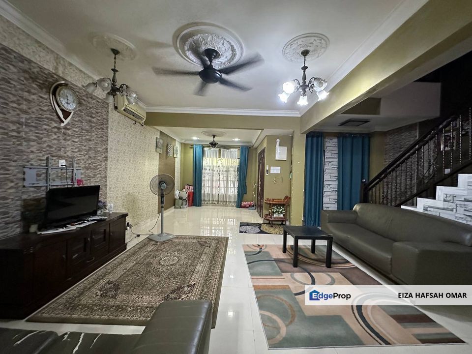 Facing Open Renoved Double Storey For Sale , Selangor, Jenjarom