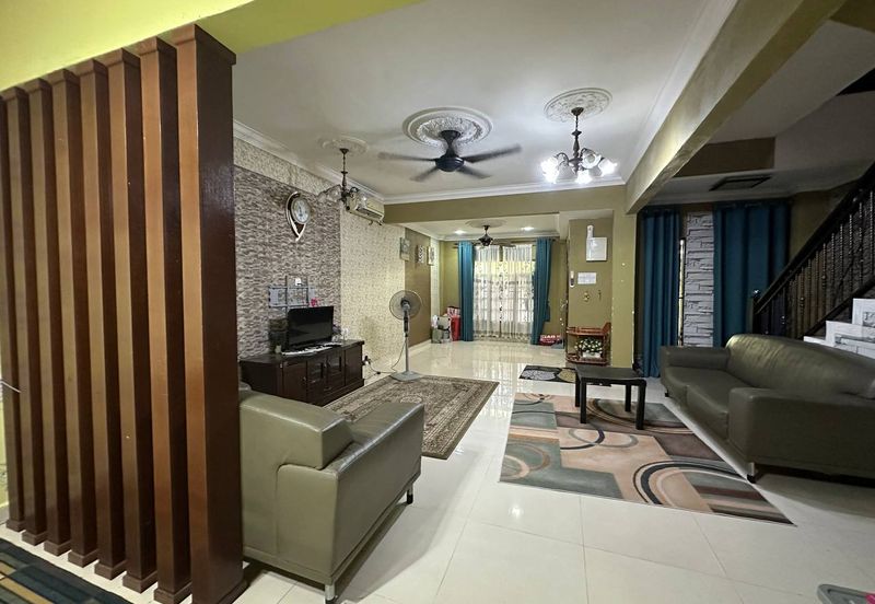 JALAN SP 7/4 BANDAR SAUJANA PUTRA