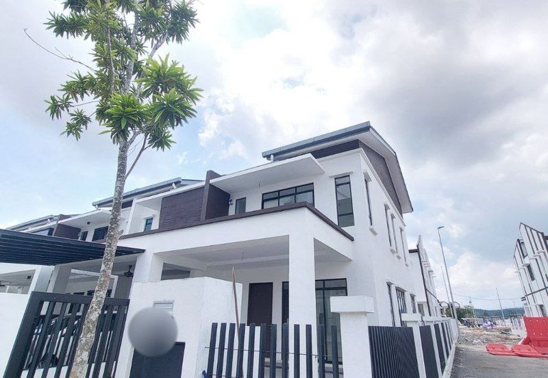 Extra Land End Lot Double Storey Type B Myra Alam