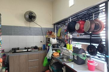 Laman Delfina @ Nilai Impian