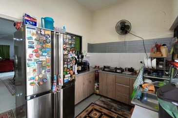 Laman Delfina @ Nilai Impian