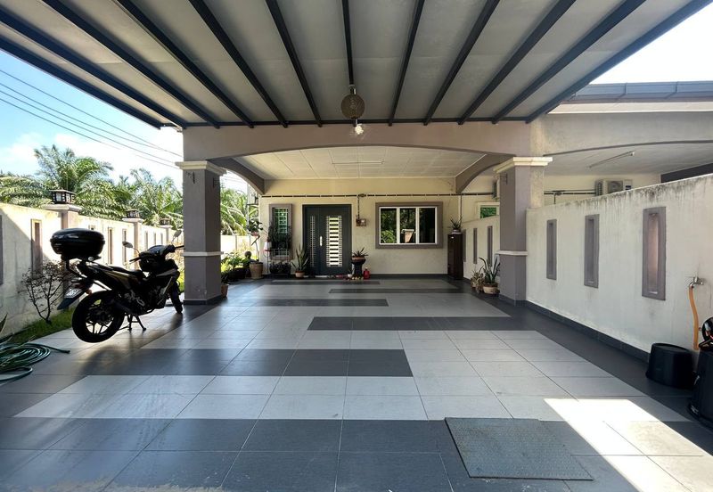 Taman Dato Hormat, Telok Panglima Garang