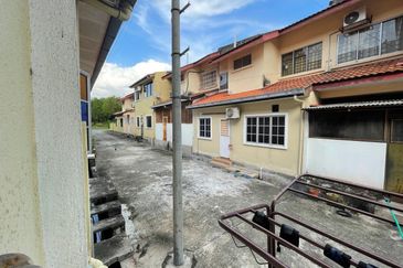 Jalan Desa Coalfields 1