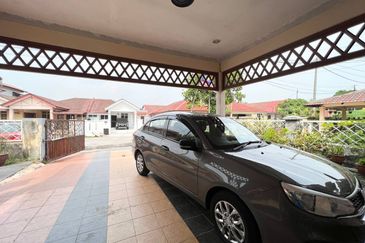 Persiaran Desa Pinggiran Putra 