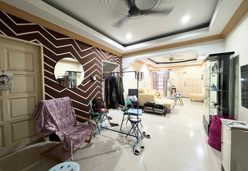 Persiaran Desa Pinggiran Putra 