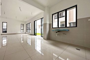 Bywater Homes Type Auritum Setia Utama 3