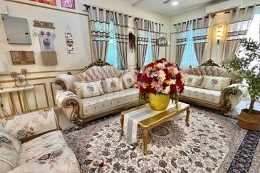 Puncak Pinggiran Putra