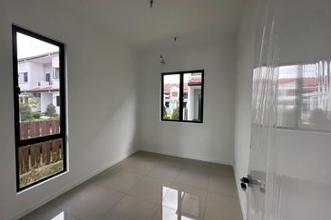 Reef Of Tropics, Setia Eco Glades