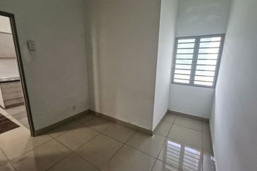 Desa Salak Akasia, Sepang