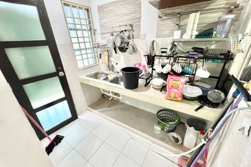 Seksyen 6 @ Bandar Bukit Mahkota