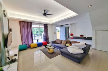 Corner Lot Facing Open 3 Storey For Sale 