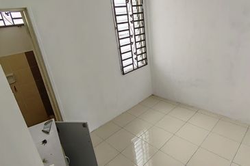 Jalan SP 8 @ Bandar Saujana Putra