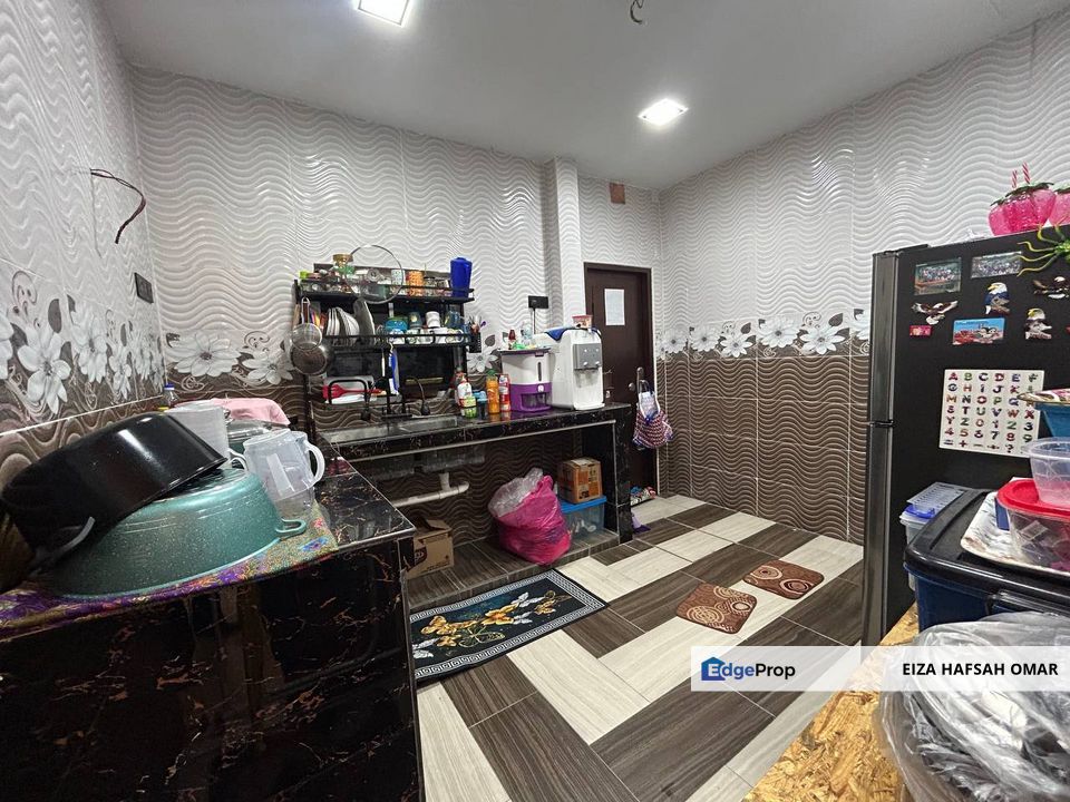 Renoved End Lot Single Storey Terrace Bandar Putera 2 For Sale , Selangor, Klang