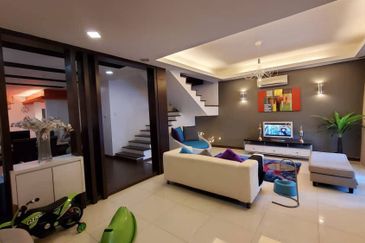 Seksyen 11, Kota Damansara