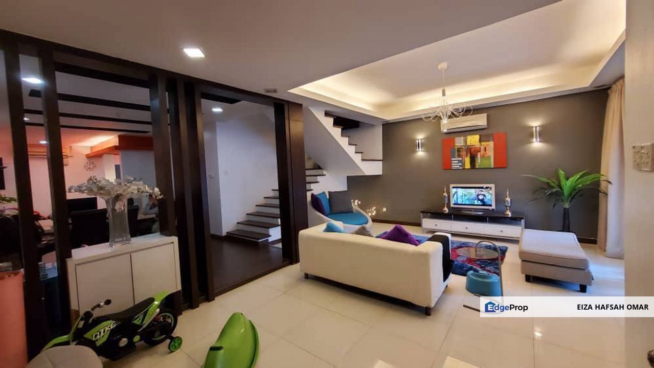 Fully Renovated 2.5 Storey Terrace For Sale , Selangor, Kota Damansara