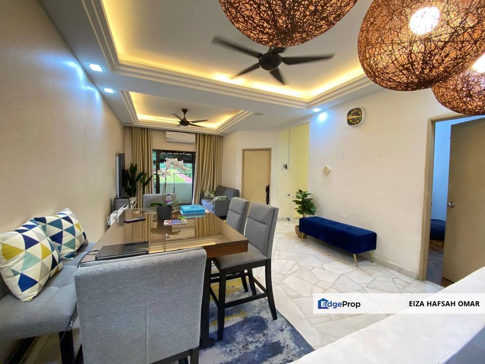 Dekat Surau Persiaran Alam Damai Town House For Sale , Kuala Lumpur, Cheras