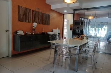 Cahaya SPK, Seksyen U9