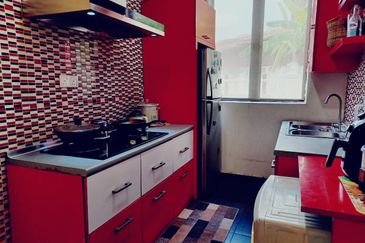 Cahaya SPK, Seksyen U9