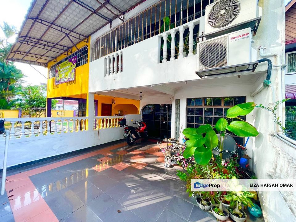 Facing Open Double Storey Waking Distance To Komuter Bebas Banjir for sale , Selangor, Shah Alam