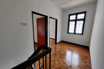 Taman Saujana Puchong