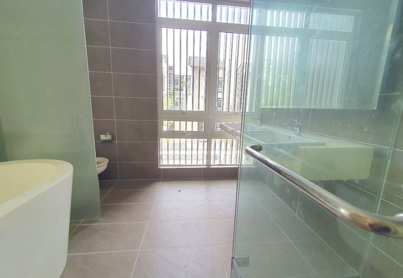 Duta Villa, Presint 14