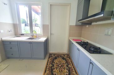 Duta Villa, Presint 14